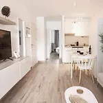 Holyhome Premium 109 * Costa Teguise